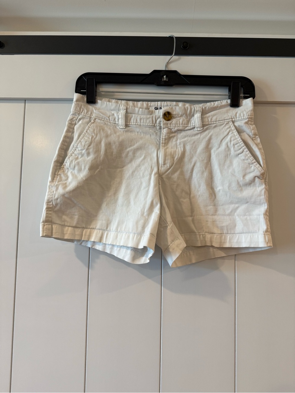 Old Navy White Cotton Bermuda Shorts
